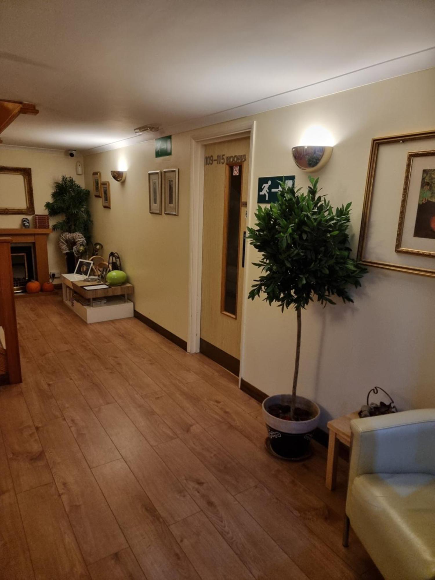 Travel Plaza Hotel Desborough Εξωτερικό φωτογραφία