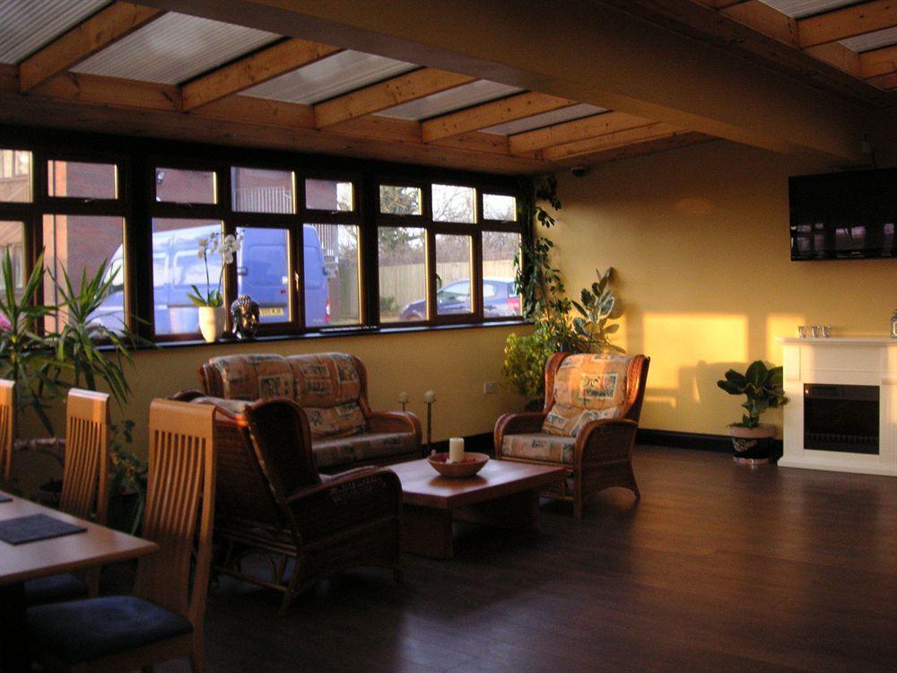 Travel Plaza Hotel Desborough Εξωτερικό φωτογραφία