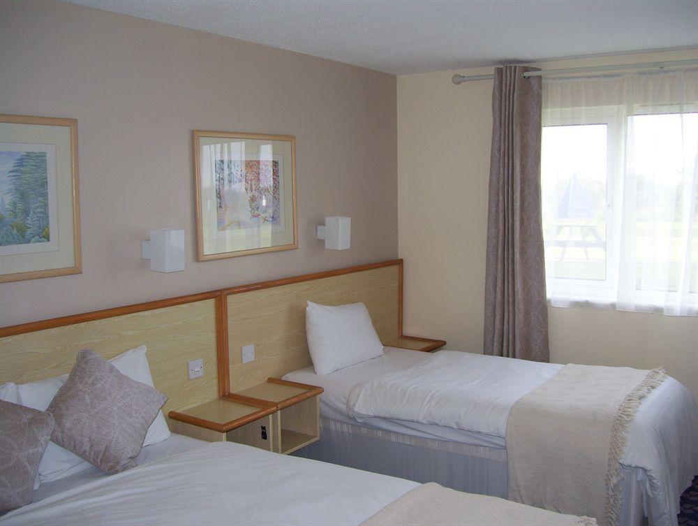 Travel Plaza Hotel Desborough Εξωτερικό φωτογραφία