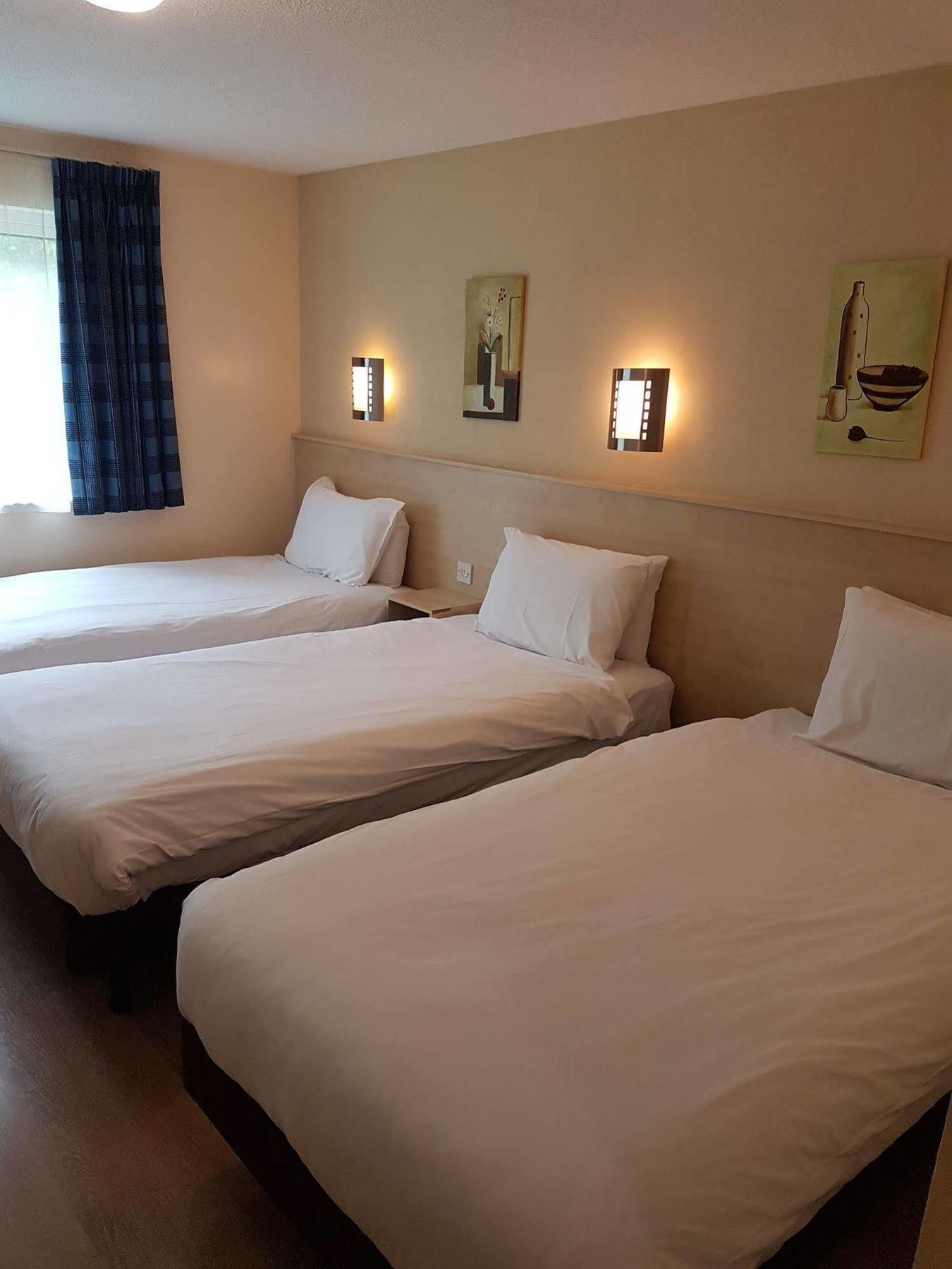 Travel Plaza Hotel Desborough Εξωτερικό φωτογραφία